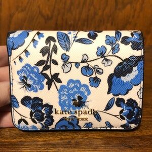 NWT-Kate Spade-Madison Vase Floral Printed-Sm Snap Bifold Wallet-Blue/White-$159